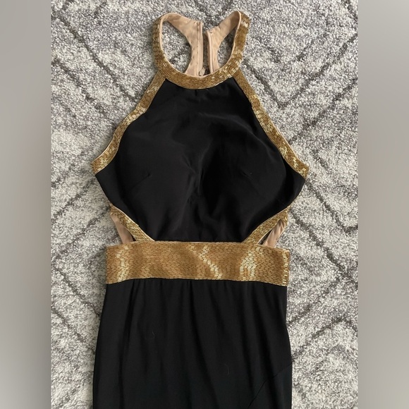 Mac Duggal Black and Gold Formal Gown - Picture 4 of 12